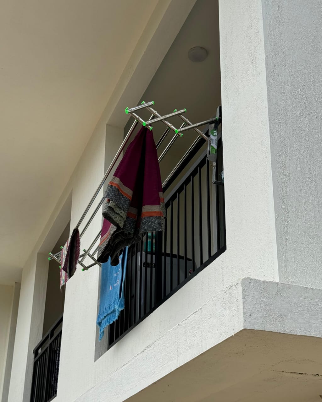 Flying Hangers: Stainless Steel Cloth Hangers for Grills & Windows